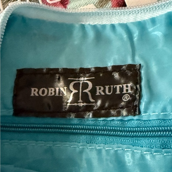 Robin Ruth Cream Shoulder Bag with Crescent Shape and Smooth Surface - Picture 5 of 5